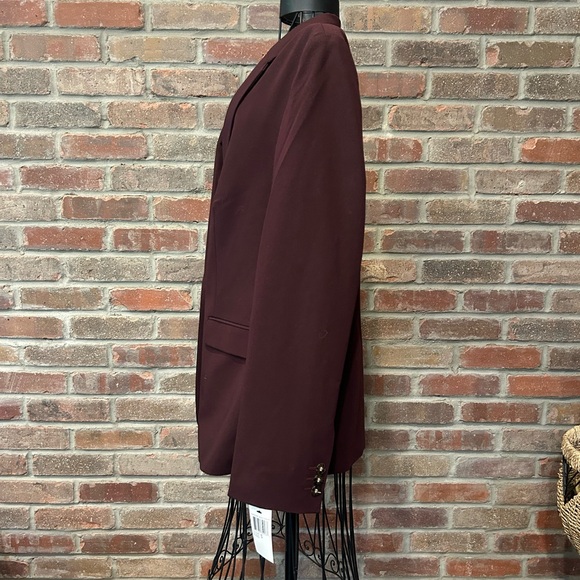 T Tahari Midnight Burgundy Blazer - Picture 4 of 7
